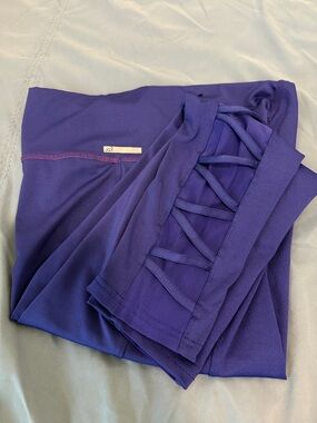 Crisscross Side Purple Leggings